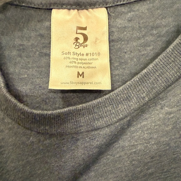 Salt Water Heals Graphic Tee - Navy - Picture 3 of 4